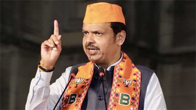 ‘तुम्ही कफन चोर, आता तुमचे घोटाळे…’