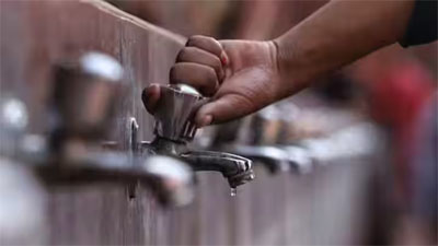 उन्हाची तीव्रता वाढली, बाष्पीभवनामुळे तलावांमधील पाणी आटण्याचा वेग वाढला