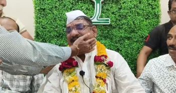 उमेदवारी जाहीर होताच आमदार ढसाढसा रडले