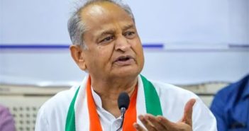 मविआचे सरकार चोरणाऱ्या भाजपाला विधानसभा निवडणुकीत धडा शिकवा – अशोक गेहलोत
