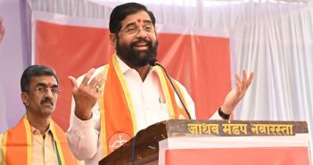 काँग्रेसकडे गहाण ठेवलेला बाळासाहेबांचा धनुष्यबाण सोडवला