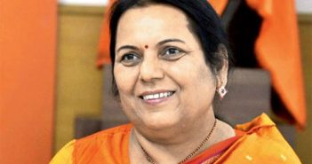 आमदारकीसाठी नीलम गोऱ्हेंनी पैसे घेतले होते – विनायक पांडे