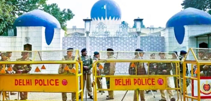 पाकिस्तानी अधिकाऱ्याला २४ तासात देश सोडण्याचे आदेश