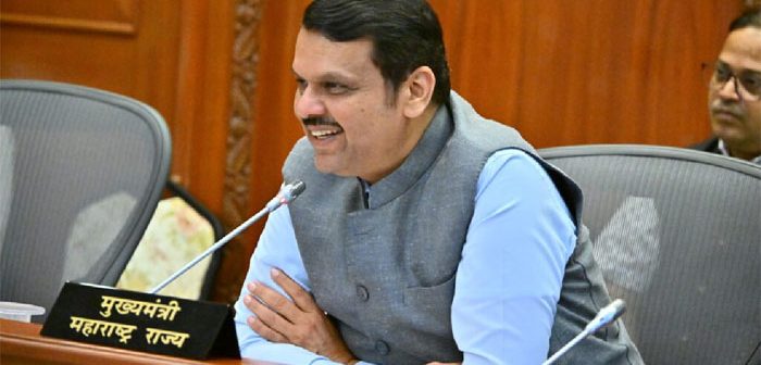 पोलिसांच्या अनुकंपा नियुक्त्यांचा निर्णय मिशन मोडवर राबविला जाणार – मुख्यमंत्री