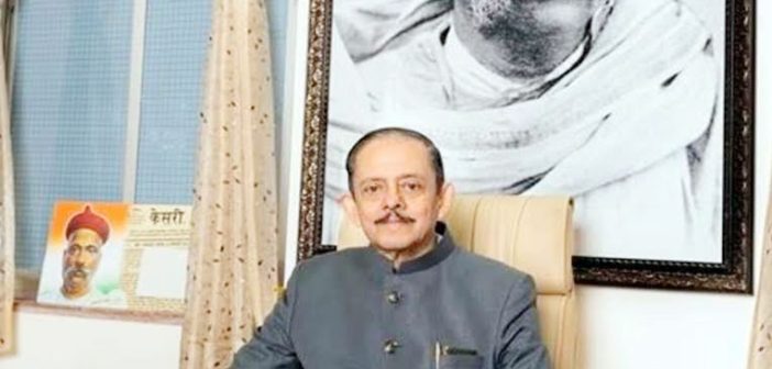मुख्यमंत्र्यांसह मान्यवरांकडून दीपक टिळकांना श्रद्धांजली