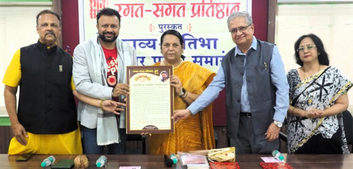 द्वंद्वाची उत्तरे मिळतात तेच खरे प्रभावी साहित्य : डॉ. नीलम गोऱ्हे