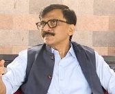 शिवसेनेतून फुटलेले ४ तरुण खासदार हनी ट्रॅपमुळे पळाले – संजय राऊत