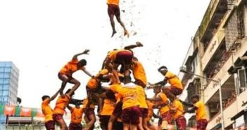 दहीहंडी उत्सवाला गालबोट; दोन गोविंदांचा मृत्यू, ३४८ जखमी