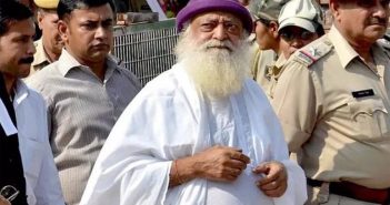गुजरात हायकोर्टाने आसाराम बापूंच्या अंतरिम जामिनाची मुदत २१ ऑगस्टपर्यंत वाढवली