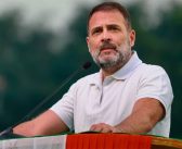 राहुल गांधींकडून पुन्हा निवडणूक आयोगाच्या निष्पक्षतेवर प्रश्न उपस्थित