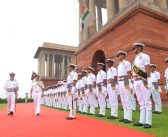 व्हाइस अ‍ॅडमिरल संजय वात्सायन यांनी स्वीकारला ४७ व्या नौदल उपप्रमुखपदाचा कार्यभार