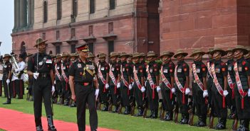 लेफ्टनंट जनरल पुष्पेंद्र सिंह यांनी उप-सेनाप्रमुखपदाचा कार्यभार स्वीकारला