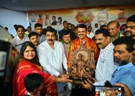 दहीहंडी द्वारे गोविंदा पथकांचा भारतीय सैन्य दलाच्या शौर्याला सलाम – मुख्यमंत्री