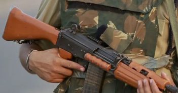 मुंबई नेव्ही नगरमध्ये अग्निवीर जवानाच्या हातातून लोडेड रायफल चोरीला