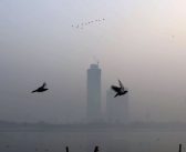 दिल्लीतील हवेची गुणवत्ता झपाट्याभने घसरली, AQI ३०० च्या पुढे