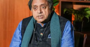 आगामी काळात दिल्लीत फुफ्फुसांवरील कार्यक्षमतेचा भार वाढत जाईल – शशी थरूर