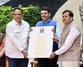 विश्वाला मार्गदर्शन करणारा भारत घडविण्यासाठी ‘वंदे मातरम्’चा संकल्प करूया – मुख्यमंत्री