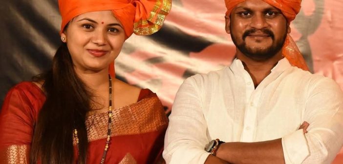 मनसेच्या माजी नगरसेविका कस्तुरी देसाई आणि माजी शहर अध्यक्ष कौस्तुभ देसाई यांचा पक्ष सदस्यत्वाचा राजीनामा