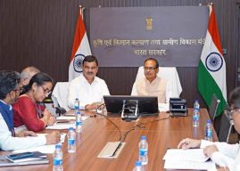 केंद्रीय कृषिमंत्री शिवराज सिंह चौहान यांची महाराष्ट्रच्या कृषीमंत्र्यांनी घेतली भेट