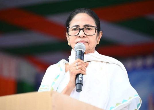 राज्यात उत्पादित होणारा गॅस निर्यात करू नये – ममता बॅनर्जी