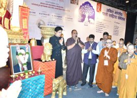 एकविसाव्या शतकातही सुरू असलेले युद्ध दुर्दैवी – रामदास आठवले