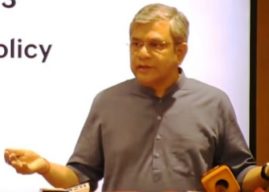 रेल्वेत मद्य, तंबाखू व धूम्रपानासारख्या कायद्याने आक्षेपार्ह जाहिरातींच्या प्रदर्शनावर बंदी – अश्विनी वैष्णव