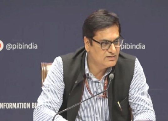 देशात पेट्रोल, डिझेल आणि घरगुती एलपीजीचा पुरेसा साठा – सरकारचा दावा