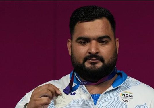 राष्ट्रकुल क्रीडा २०२६: लवप्रीत सिंहने सुपर हेवीवेट वेटलिफ्टिंगमध्ये जिंकले रौप्यपदक