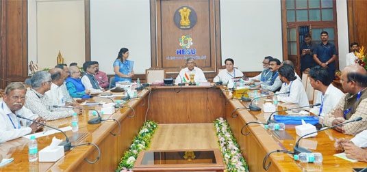 विद्यार्थ्यांना दिलासा देण्यासाठी व्यावसायिक अभ्यासक्रम प्रवेशासाठी जातवैधता प्रमाणपत्र सादर करण्यास सहा महिन्यांची मुदत