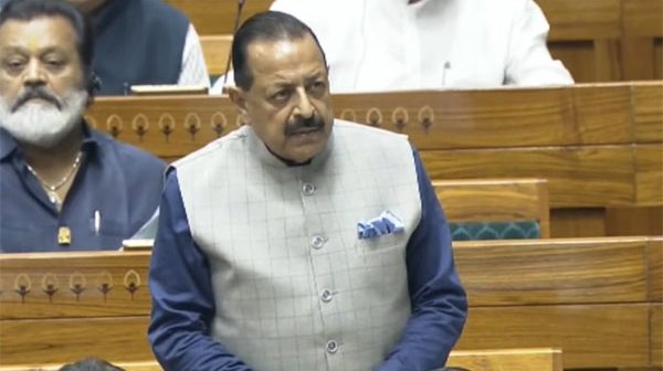 परीक्षा सुधारणा विधेयक भारतीय संसदेच्या इतिहासातील मैलाचा दगड ठरेल – केंद्रीय मंत्री जितेंद्र सिंह