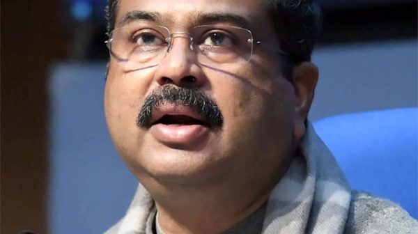 अखेर केंद्रीय शिक्षणमंत्री धर्मेंद्र प्रधान यांचा राजीनामा