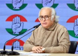 जयराम रमेश यांनी लोकसभा स्थगितीच्या १० दिवसांनंतरही अधिवेशनावसान न झाल्याबद्दल उपस्थित केले प्रश्न