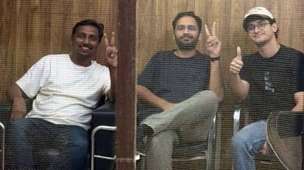 जंतर मंतर प्रकरणी दिल्ली क्राईम ब्रँचचे सौरव दास, आशुतोष रांका आणि अजिंक्य शिंदे यांना समन्स